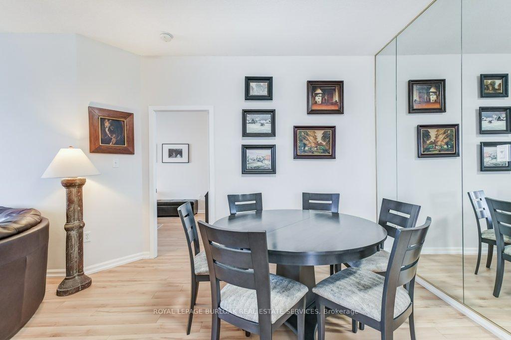 2 Bedrooms Condo at 1201 North Shore, Burlington For sale