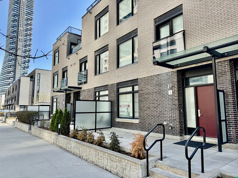 4070 Parkside Village