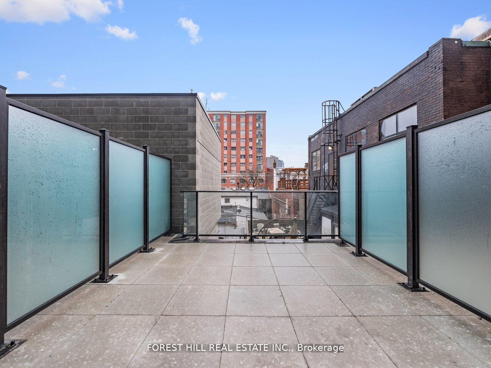 1 Bedroom Condo at 1 Jarvis, Hamilton For sale