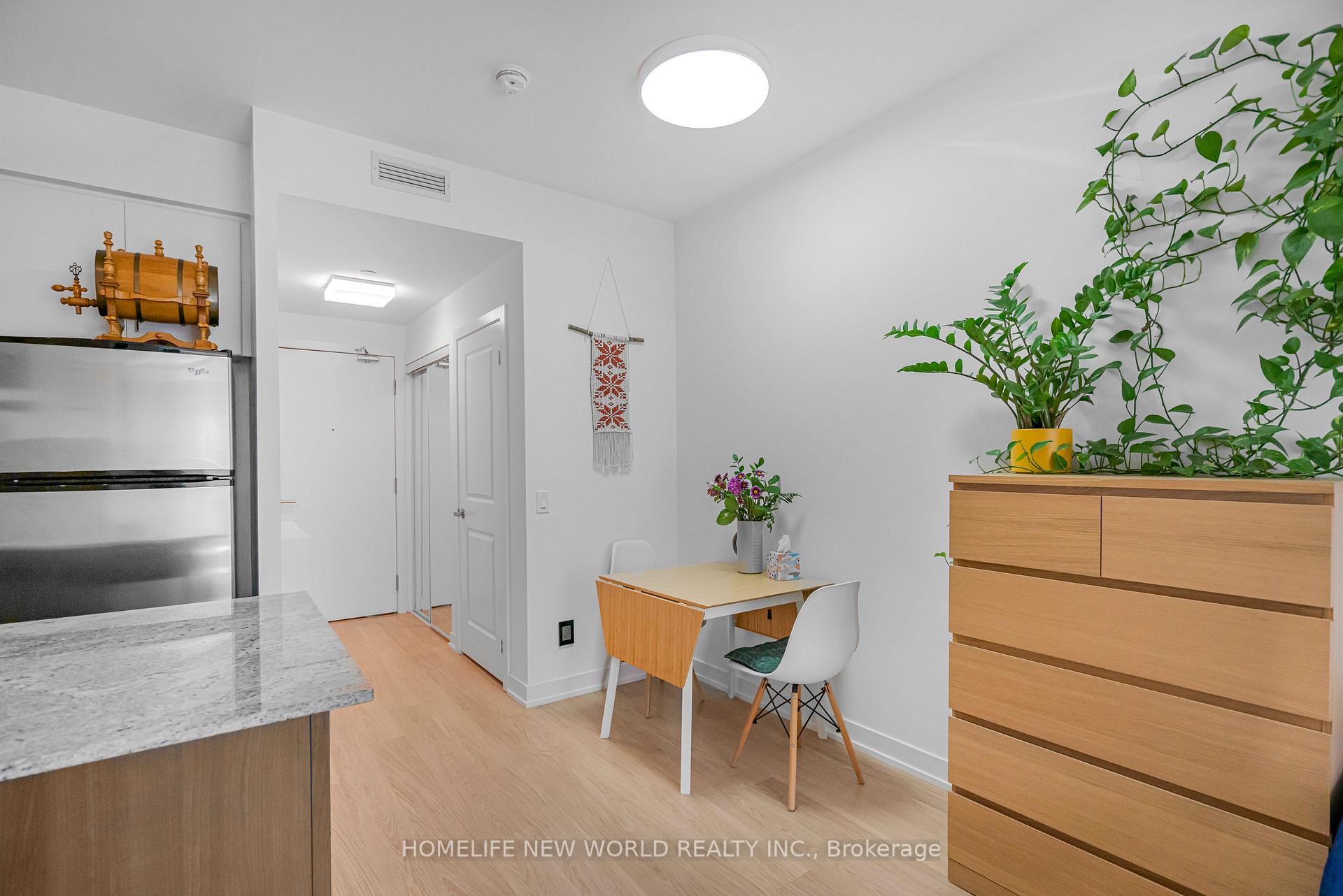 Condo at 8 Fieldway,  Toronto For sale