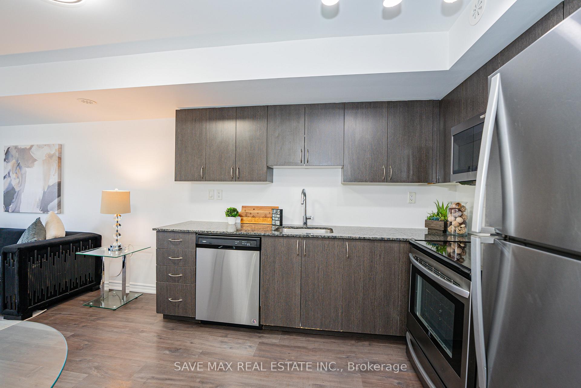 3 Bedrooms Condo at 1070 Progress, Toronto For sale