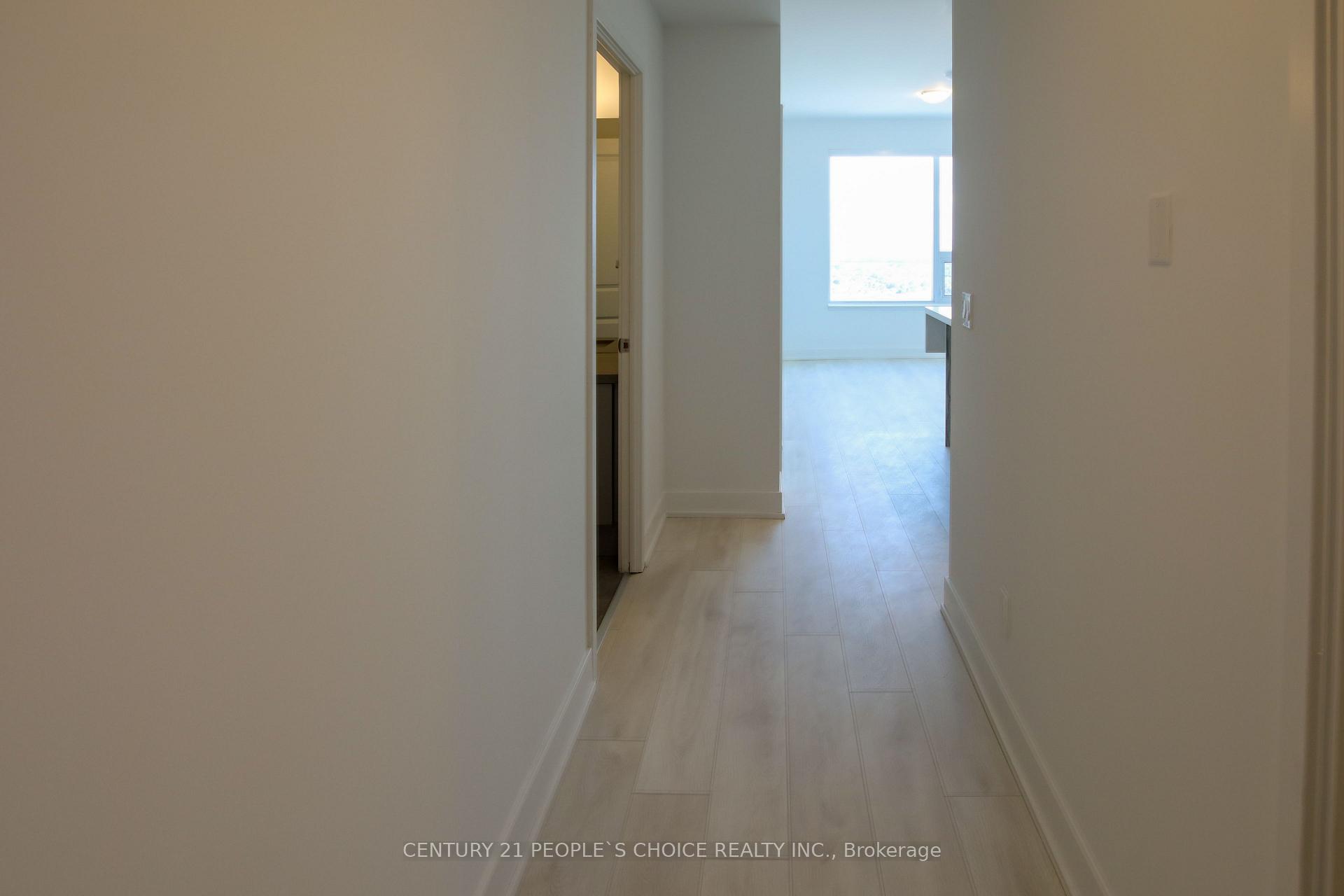 1 Bedroom Condo at 297 Oak Walk, Oakville For sale