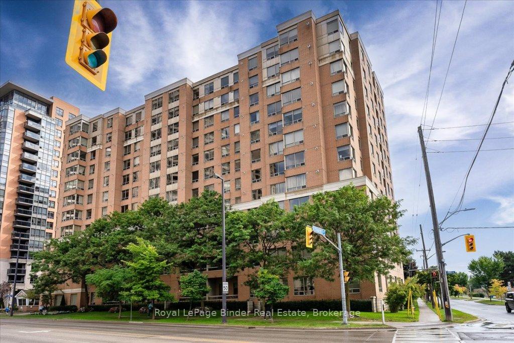 3 Bedrooms Condo at 88 Grandview,  Toronto For sale