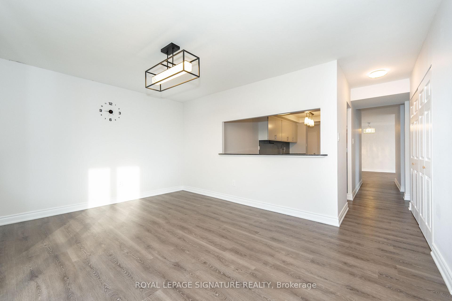 3 Bedrooms Condo at 3151 Bridletowne, Toronto For sale