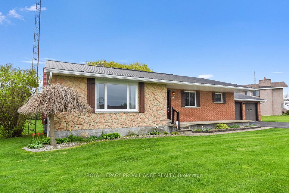 944 Reid Street, Edwardsburgh/Cardinal, ON K0E 1E0