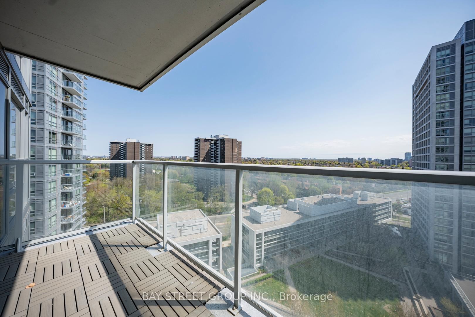 1 Bedroom Condo at 275 Yorkland, Toronto For sale