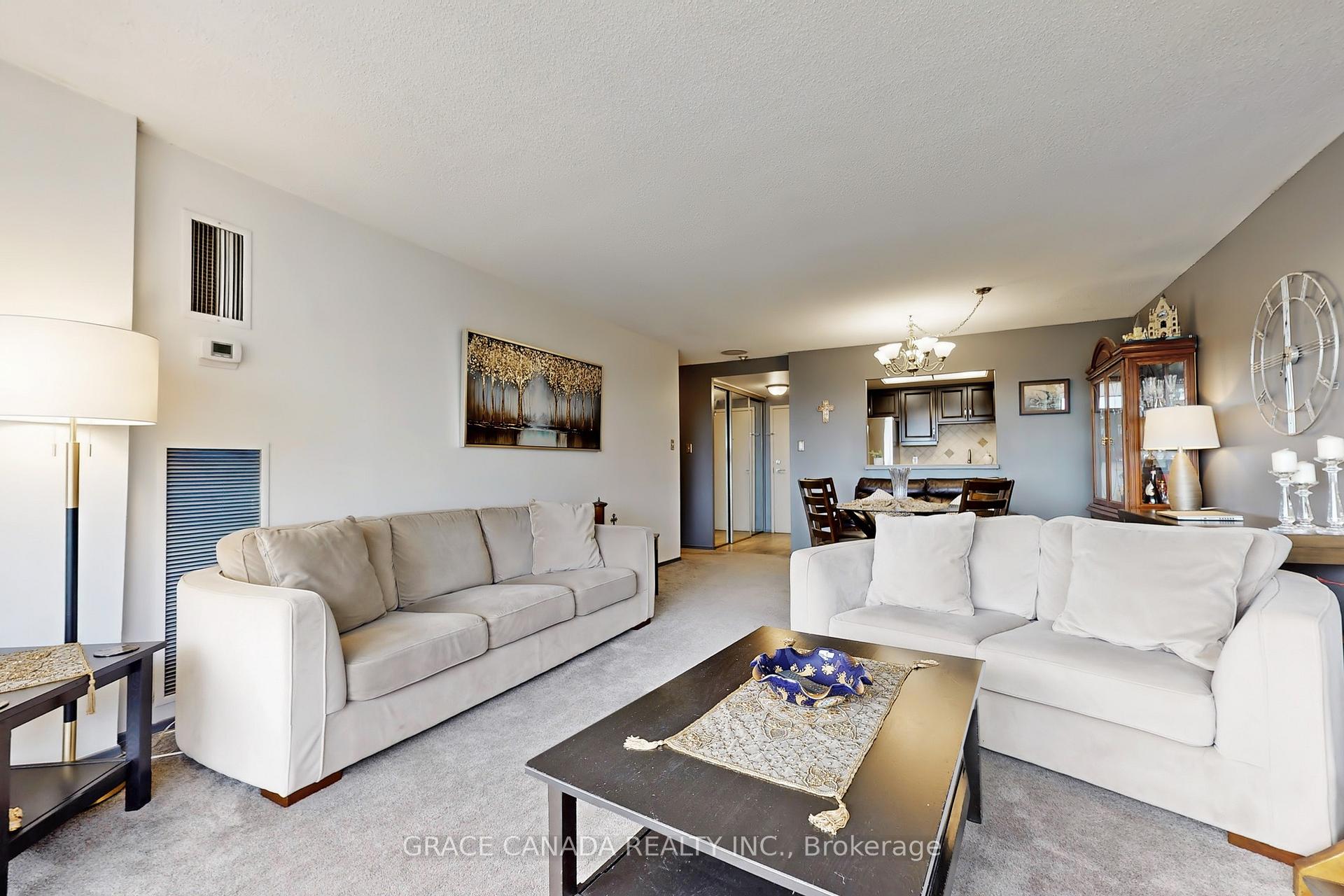 2 Bedrooms Condo at 10 Dean Park, Toronto For sale