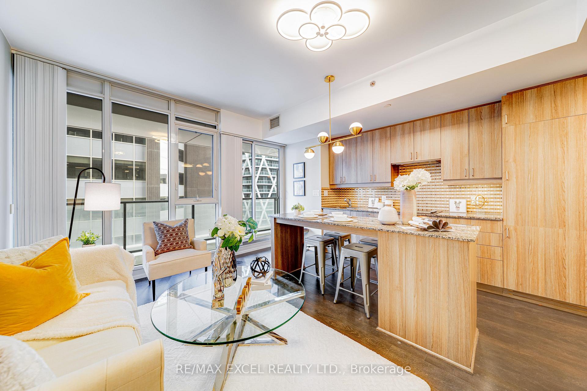 1 Bedroom Condo at 426 University,  Toronto For sale