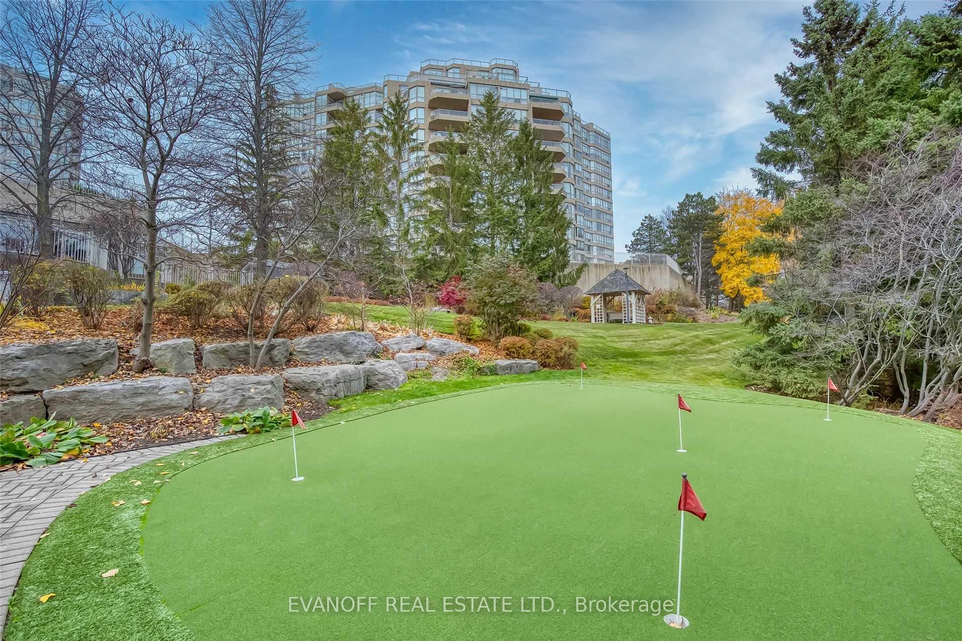 3 Bedrooms Condo at 20 Guildwood, Toronto For sale