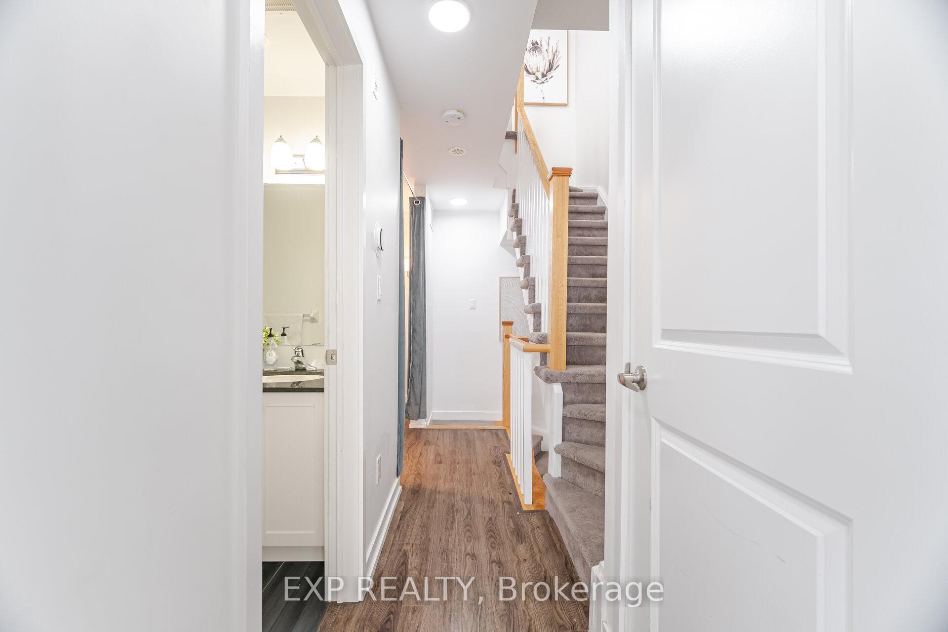 2 Bedrooms Condo at 867 Wilson, Toronto For sale