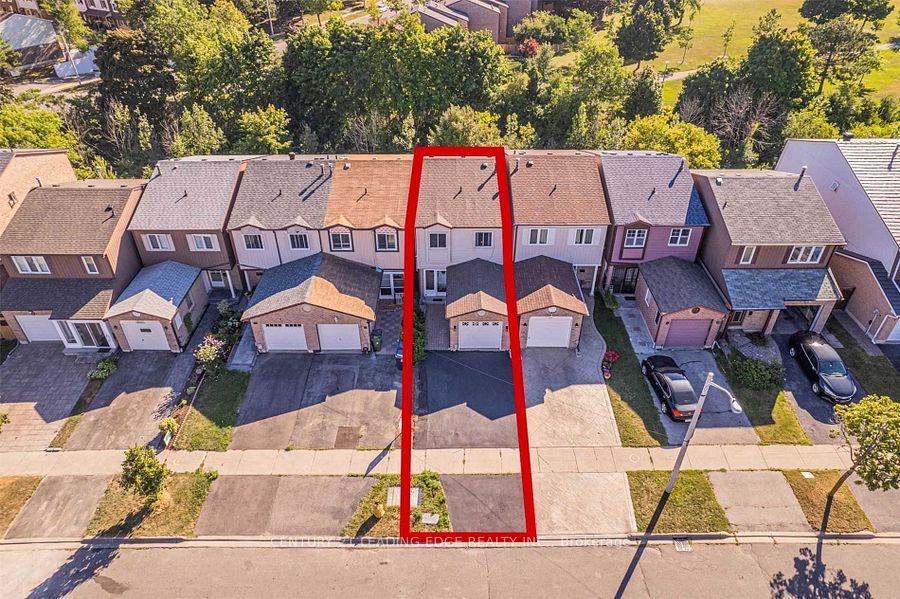 18 Tambrook