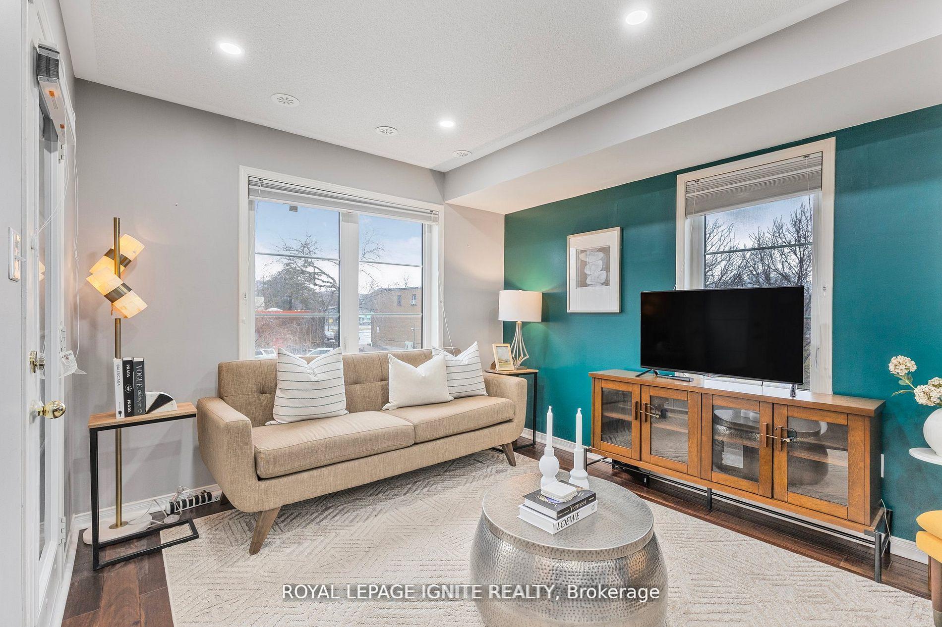 2 Bedrooms Condo at 6063 Kingston, Toronto For sale