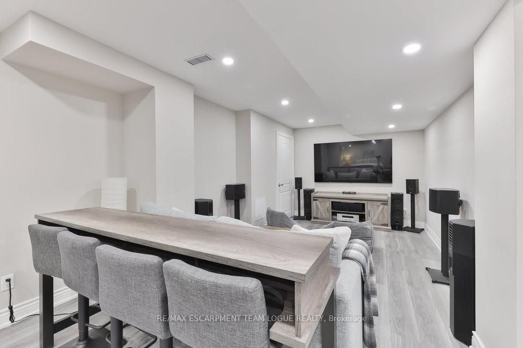 1298 TUPPER Drive
