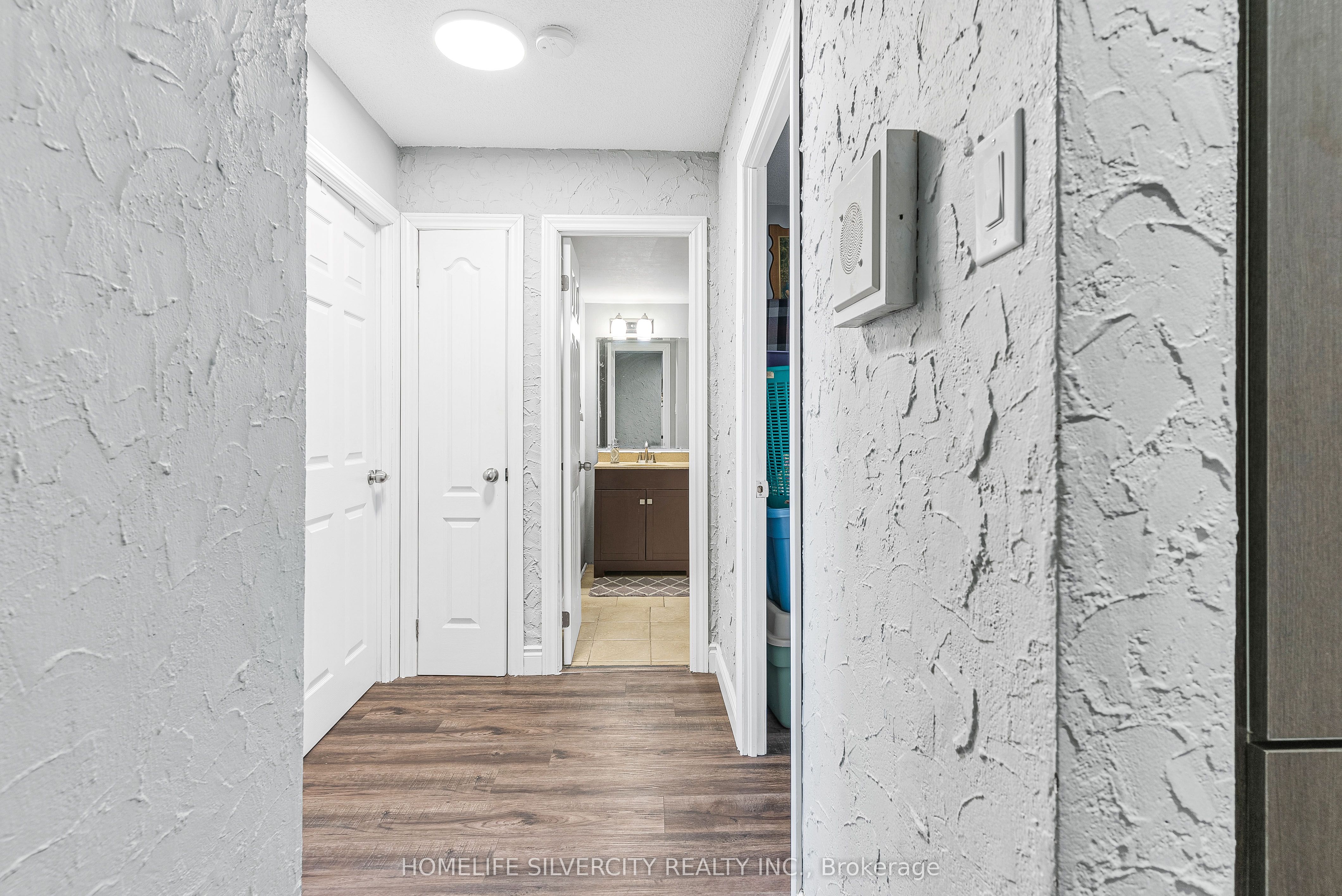 18 Knightsbridge Road, #2303