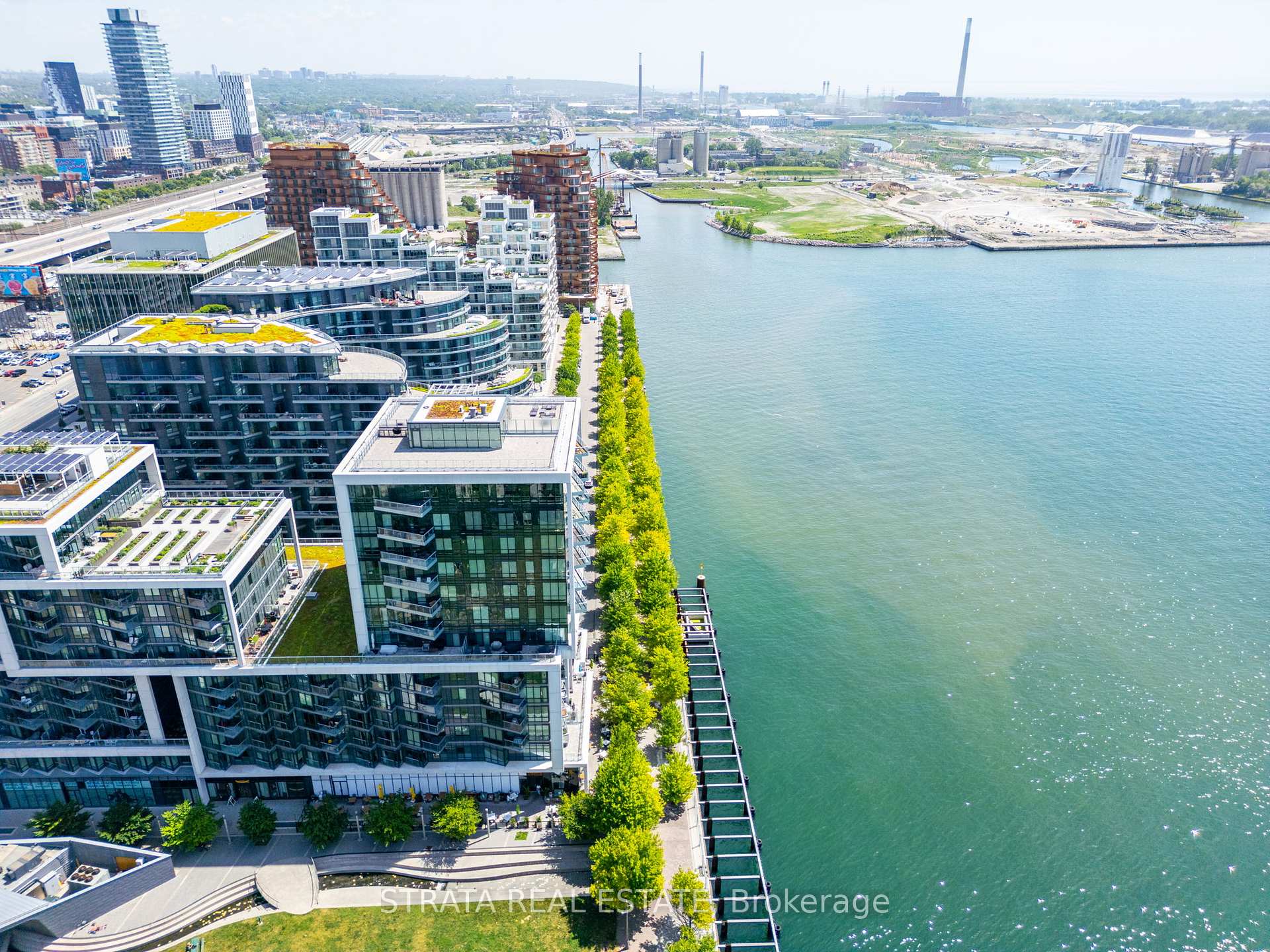 2 Bedrooms Condo at 55 Merchants’ Wharf, Toronto For sale