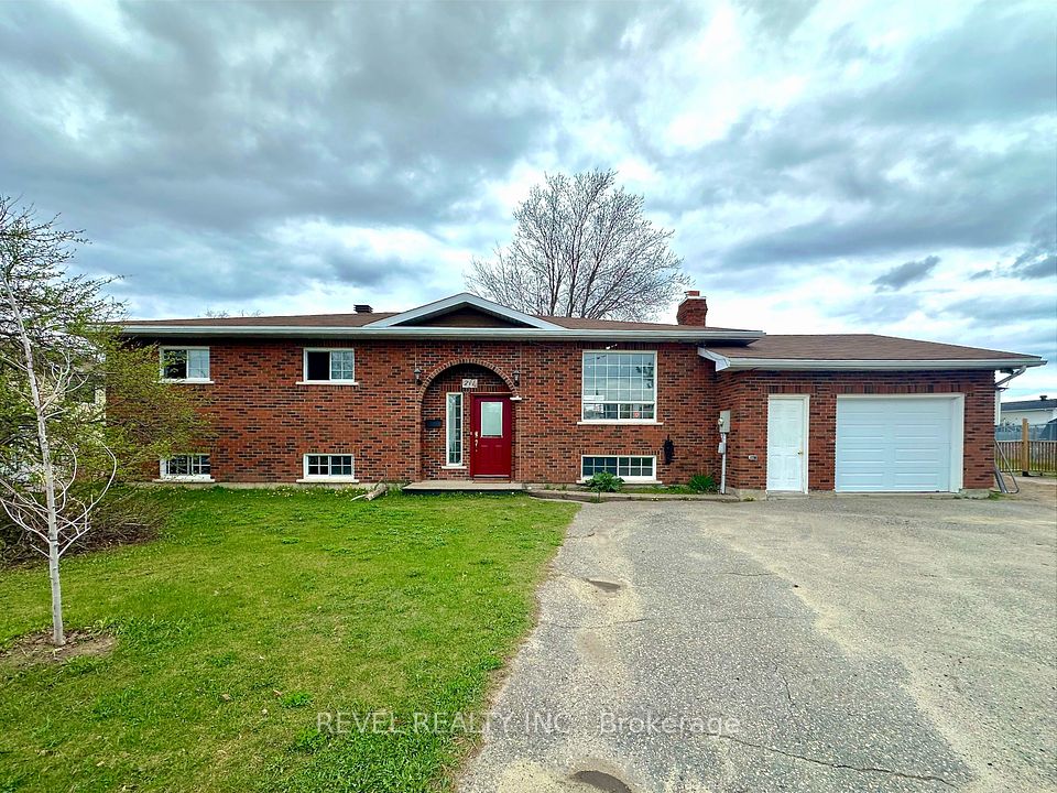 211 Malette Crescent, Timmins, ON P4P 1C4