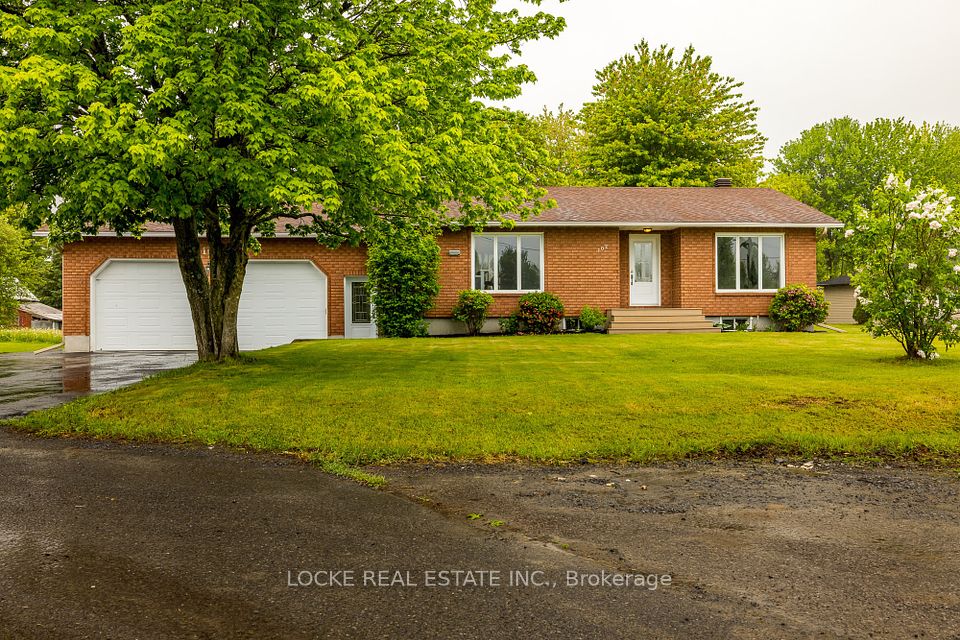 102 Bourdeau Boulevard, TheNation, ON K0A 2M0