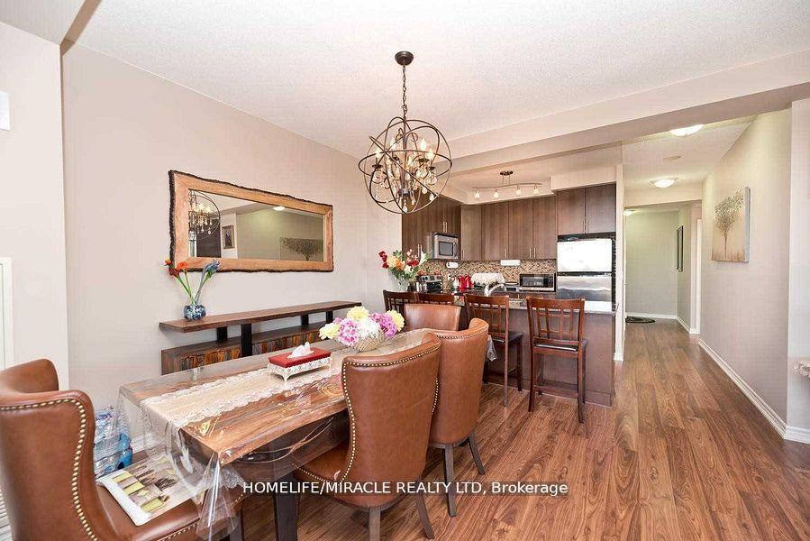 2 Bedrooms Condo at 9235 Jane, Vaughan For sale