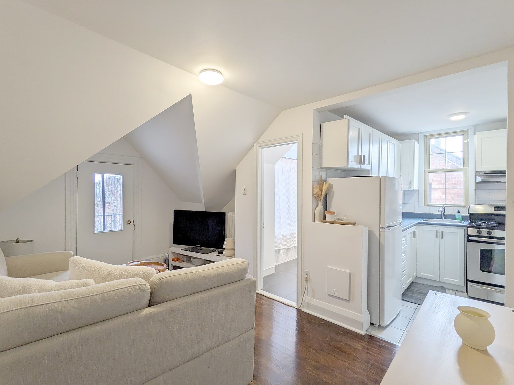 107 Concord Avenue 3A