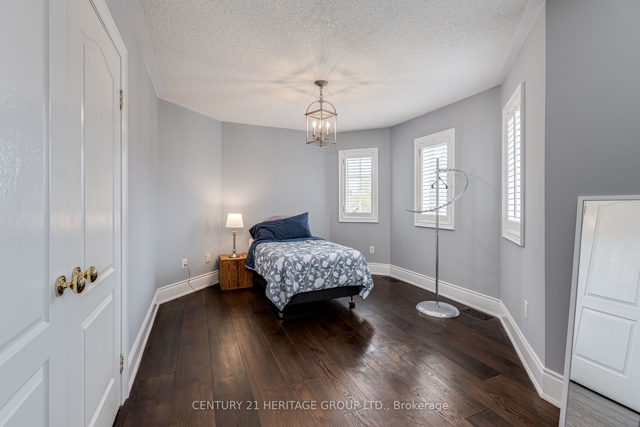 673 Chaleur Place