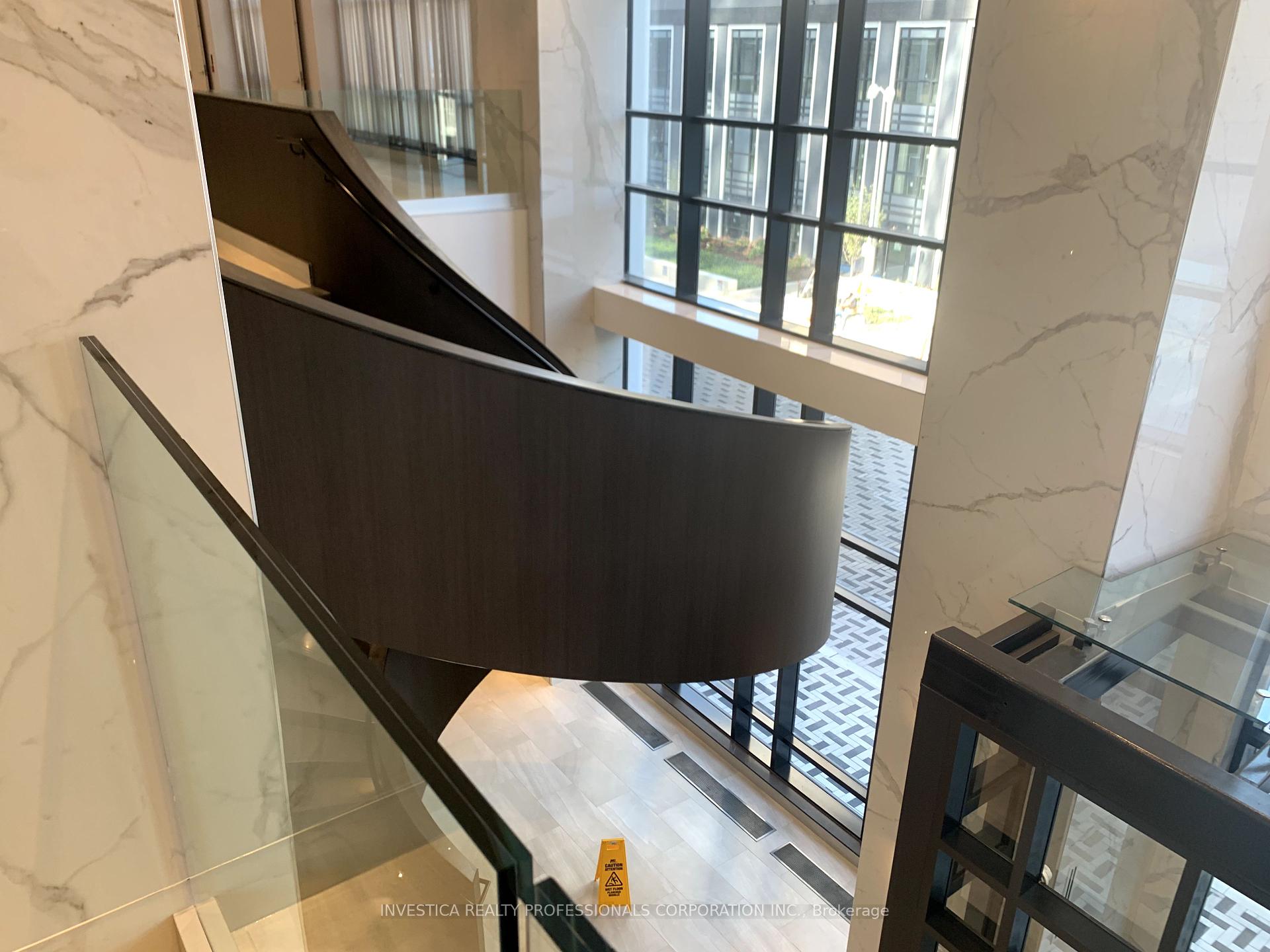 2 Bedrooms Condo at 9 Mabelle,  Toronto For sale