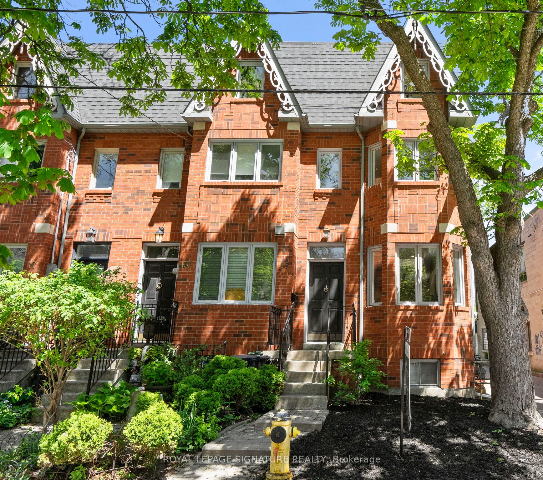 15 Boulton Avenue, Toronto, ON M4M 2J4