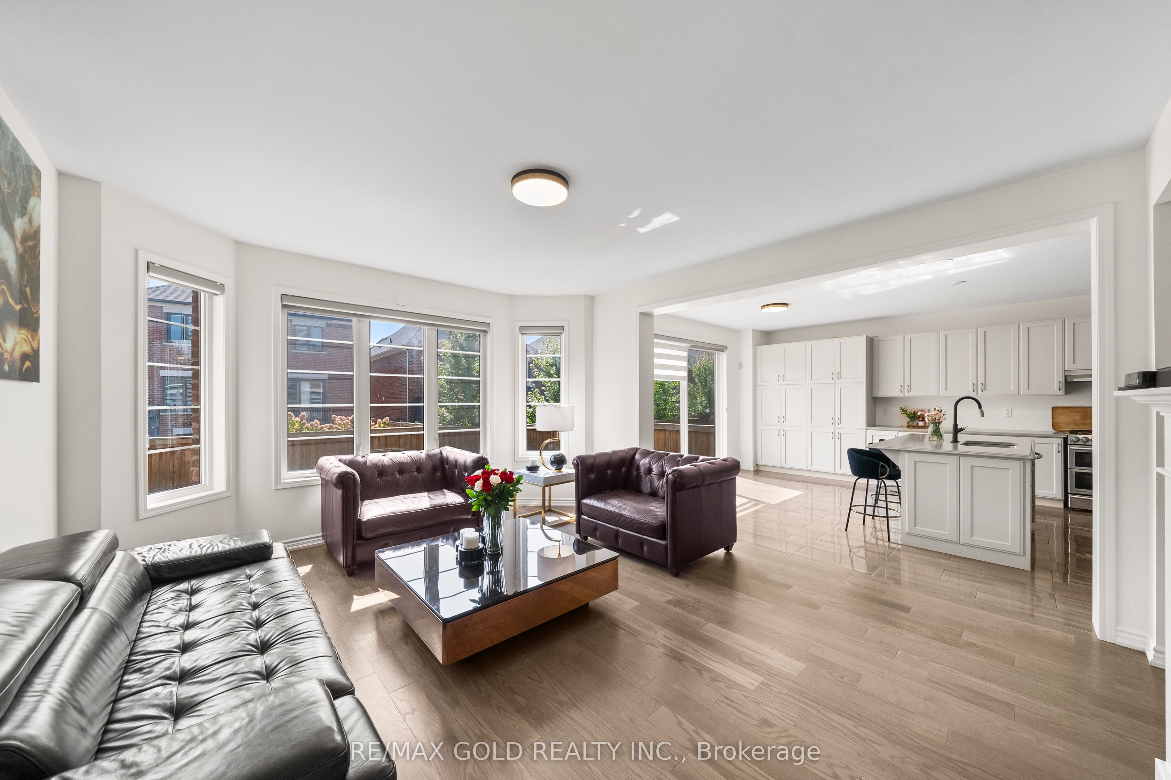 31 Streamside Street
