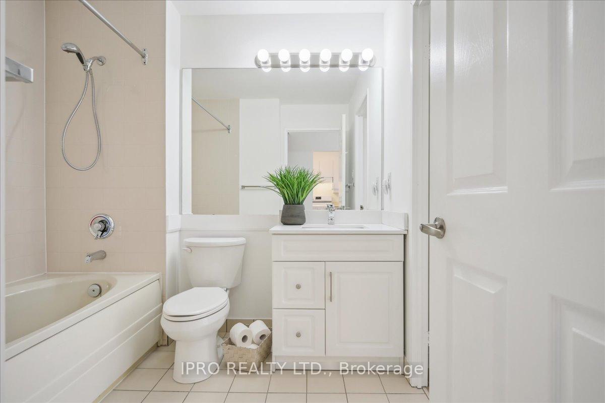 1 Bedroom Condo at 2511 Lakeshore, Oakville For sale