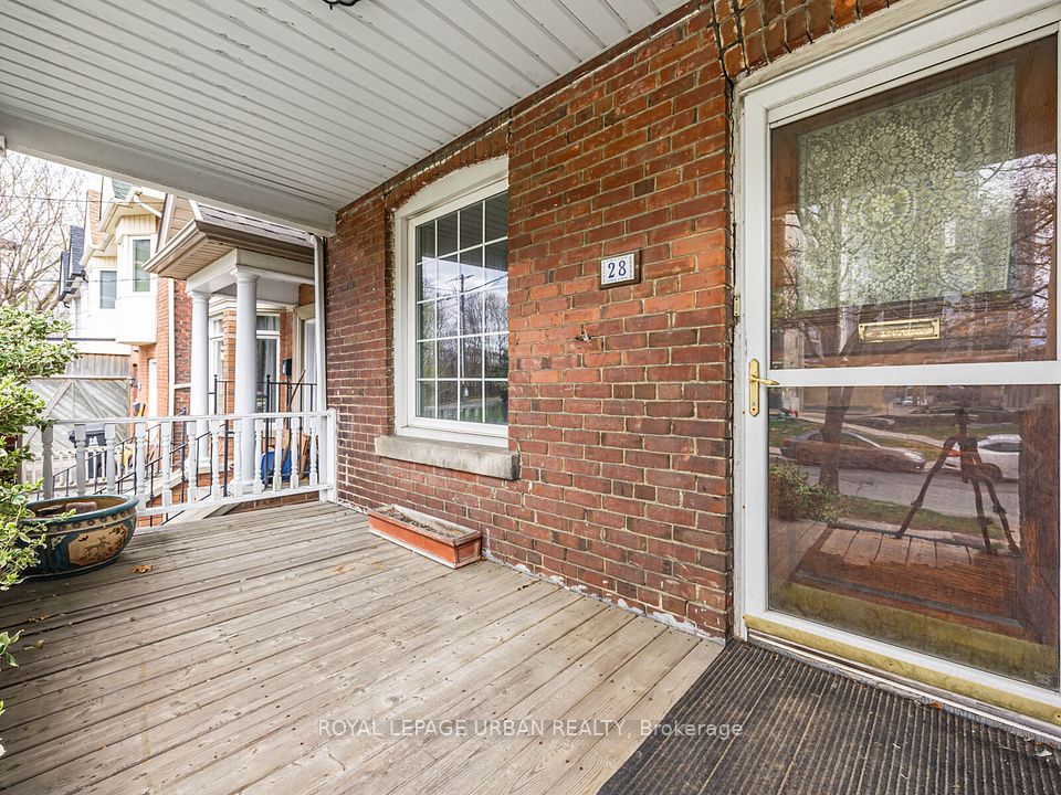 28 Eastmount Avenue, Toronto, ON M4K 1V1