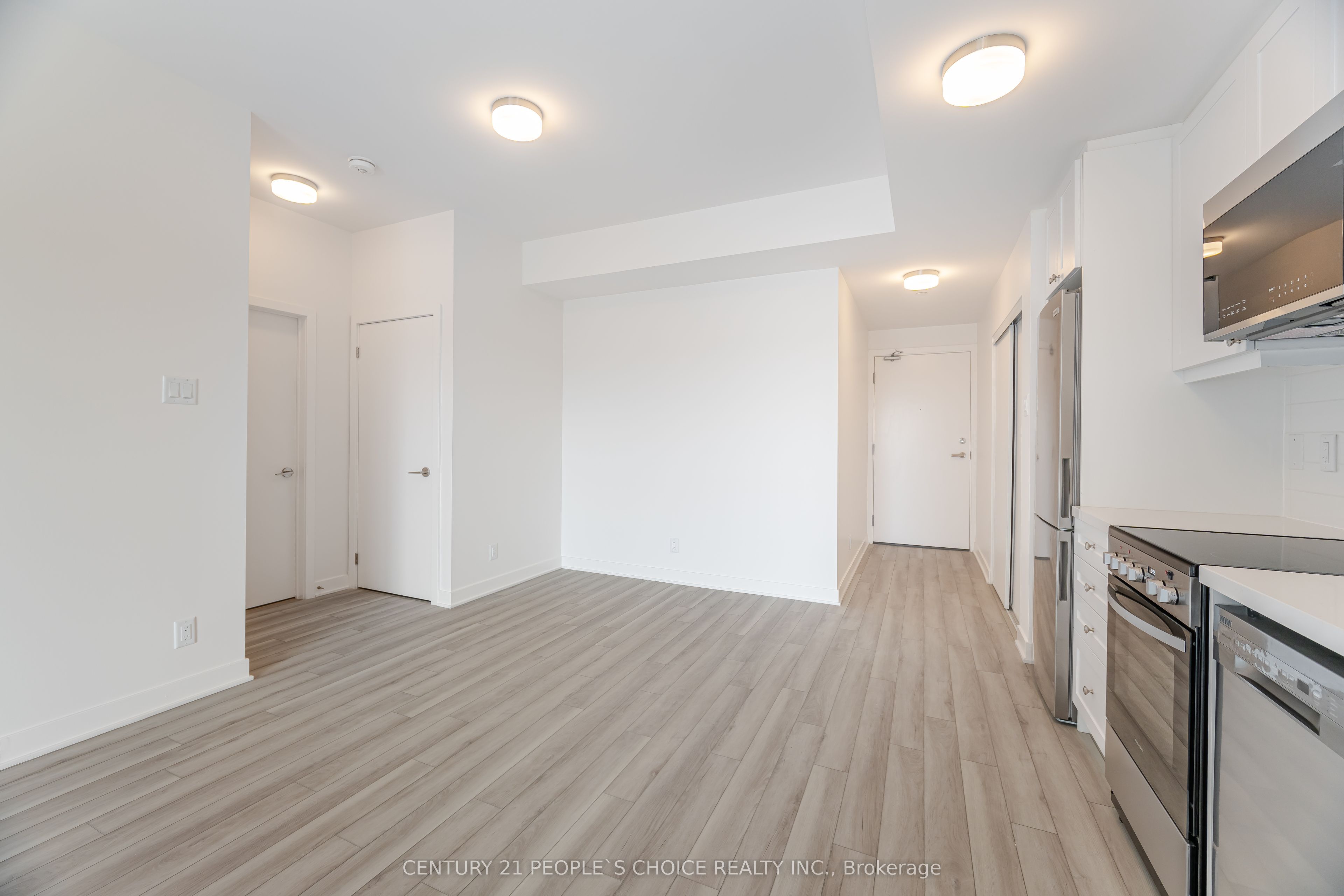 55 Clarington Boulevard, #601