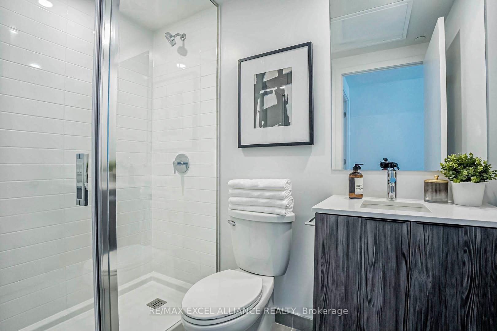 2 Bedrooms Condo at 50 Power,  Toronto For sale