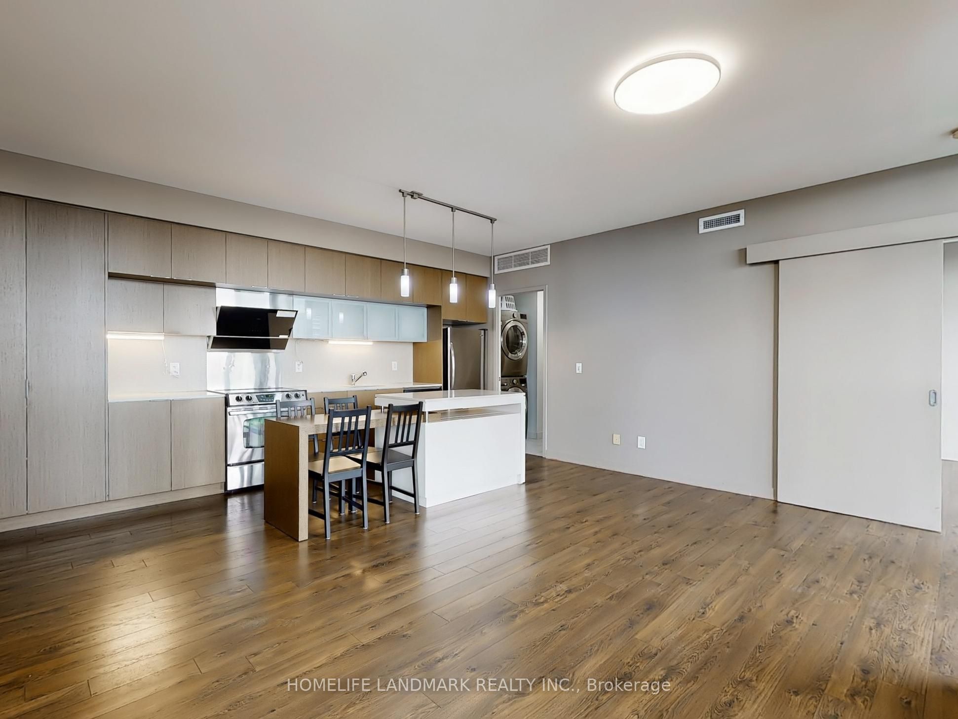 110 Charles Street E, #3607