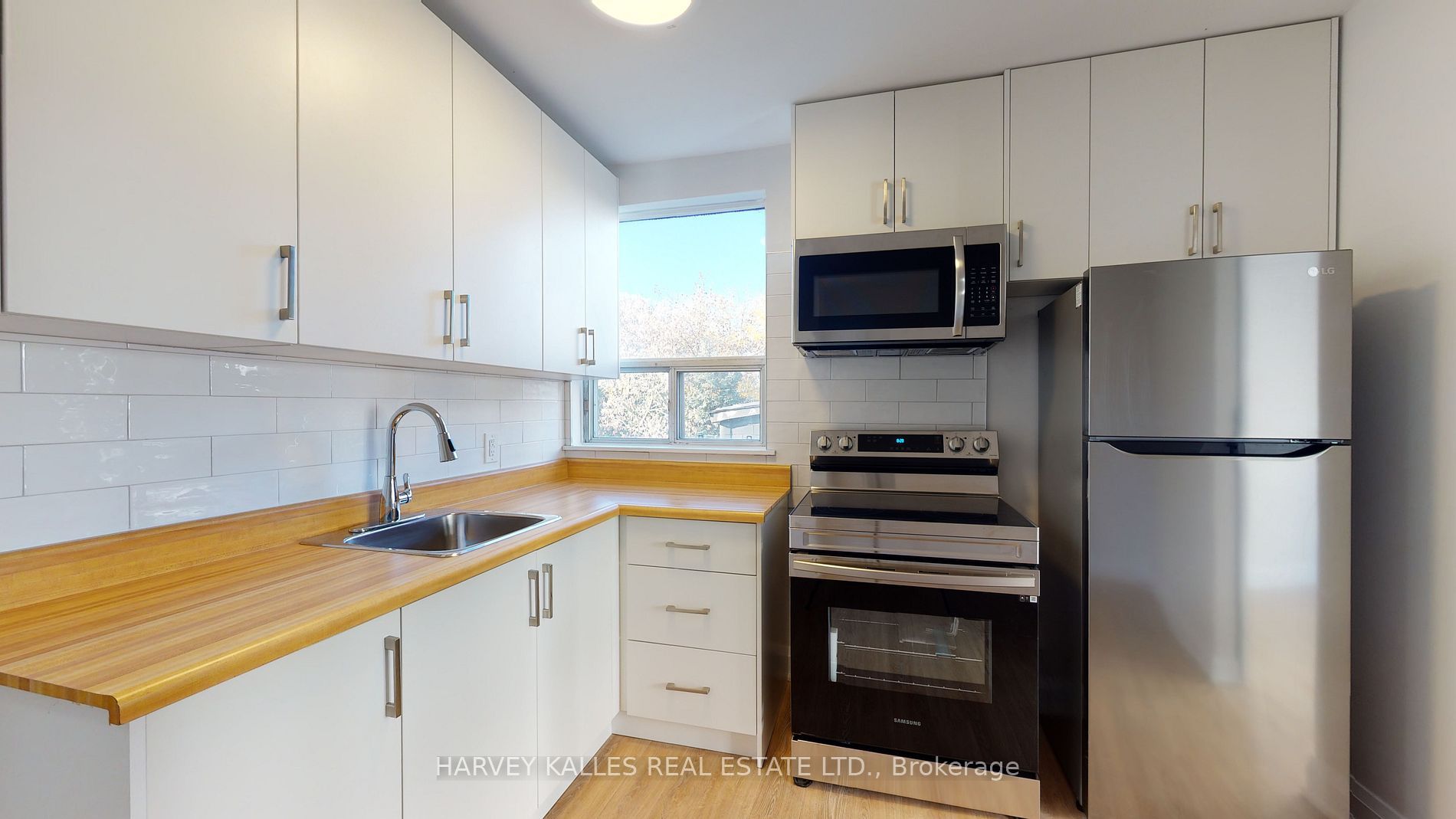 399 Dupont Street 102