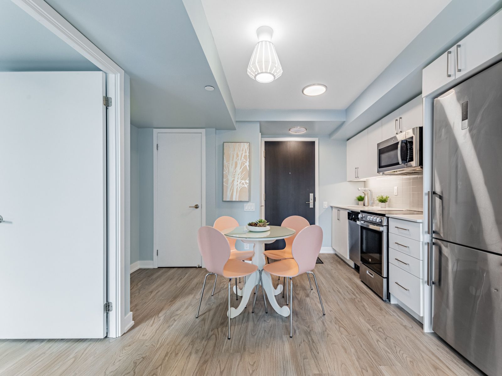 38 Monte Kwinter Court 902