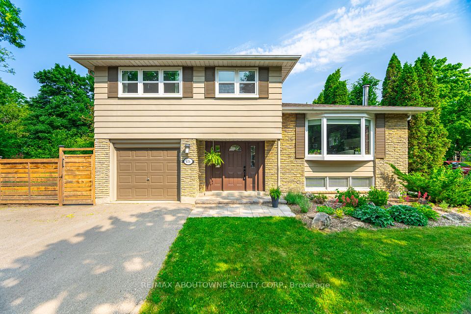 476 Maple