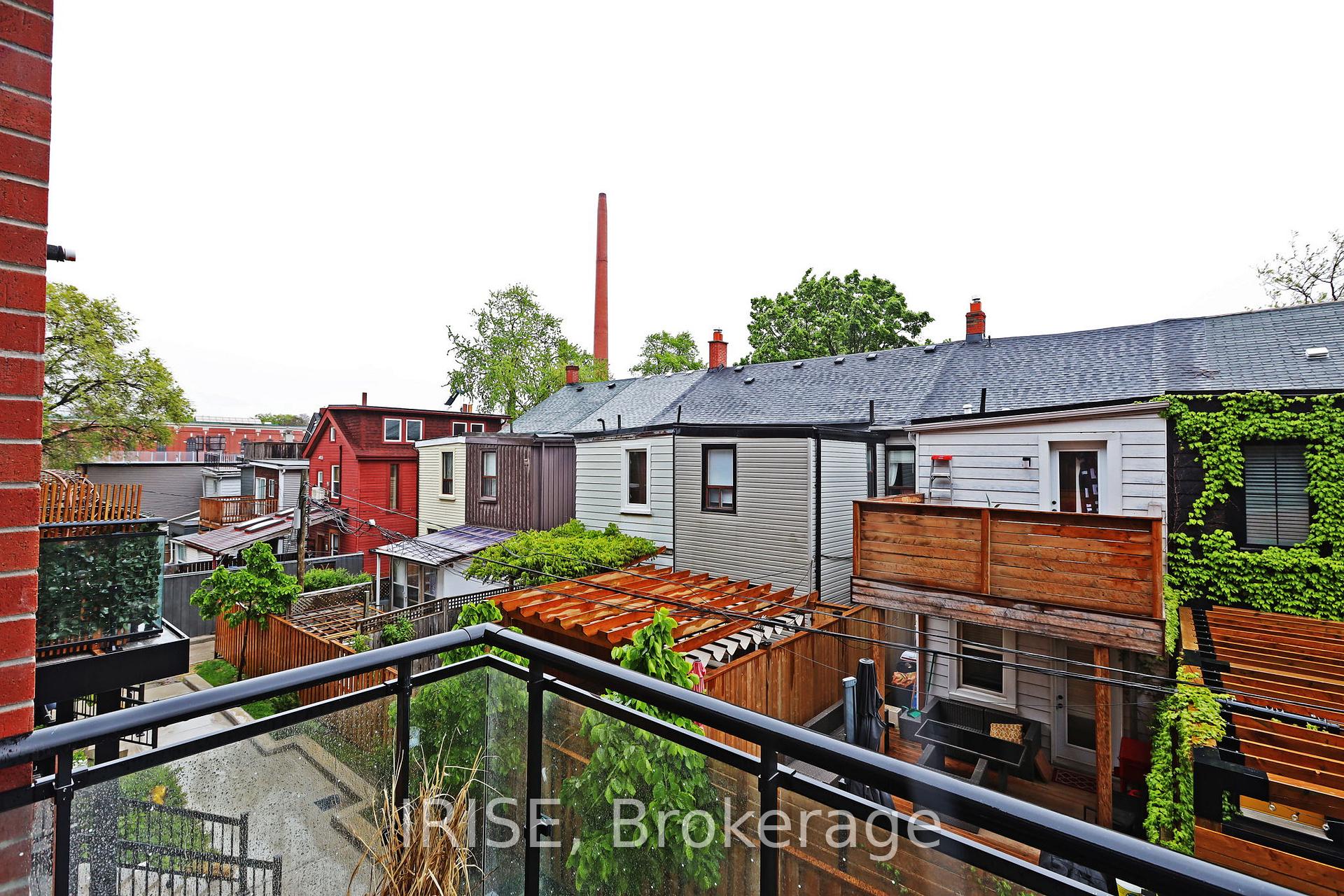 3 Bedrooms Condo at 485 Logan, Toronto For sale