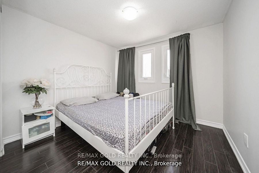 167 Ecclestone Drive