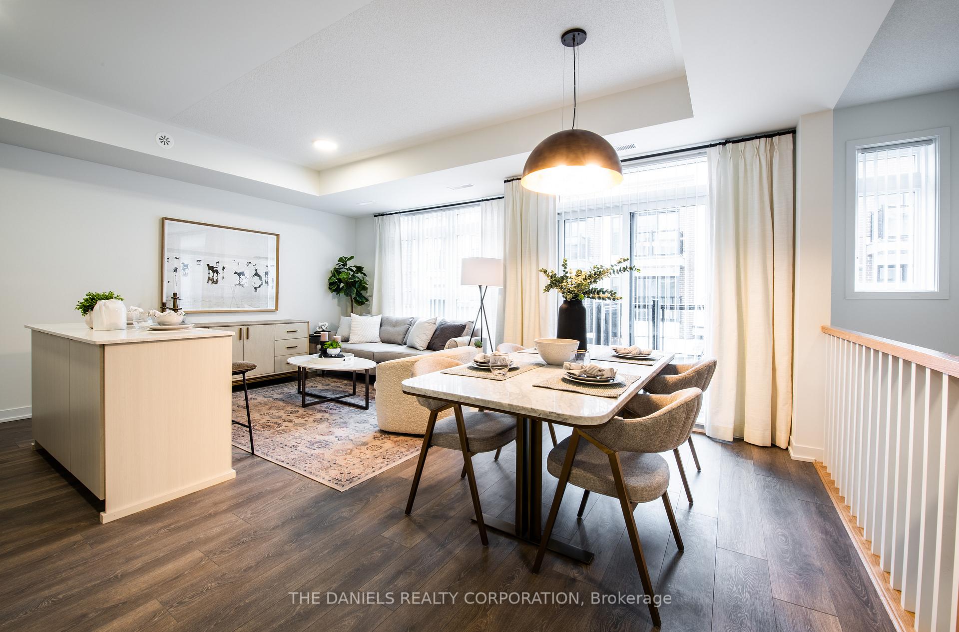 2 Bedrooms Condo at 140 Canon Jackson Dr,  Toronto For sale