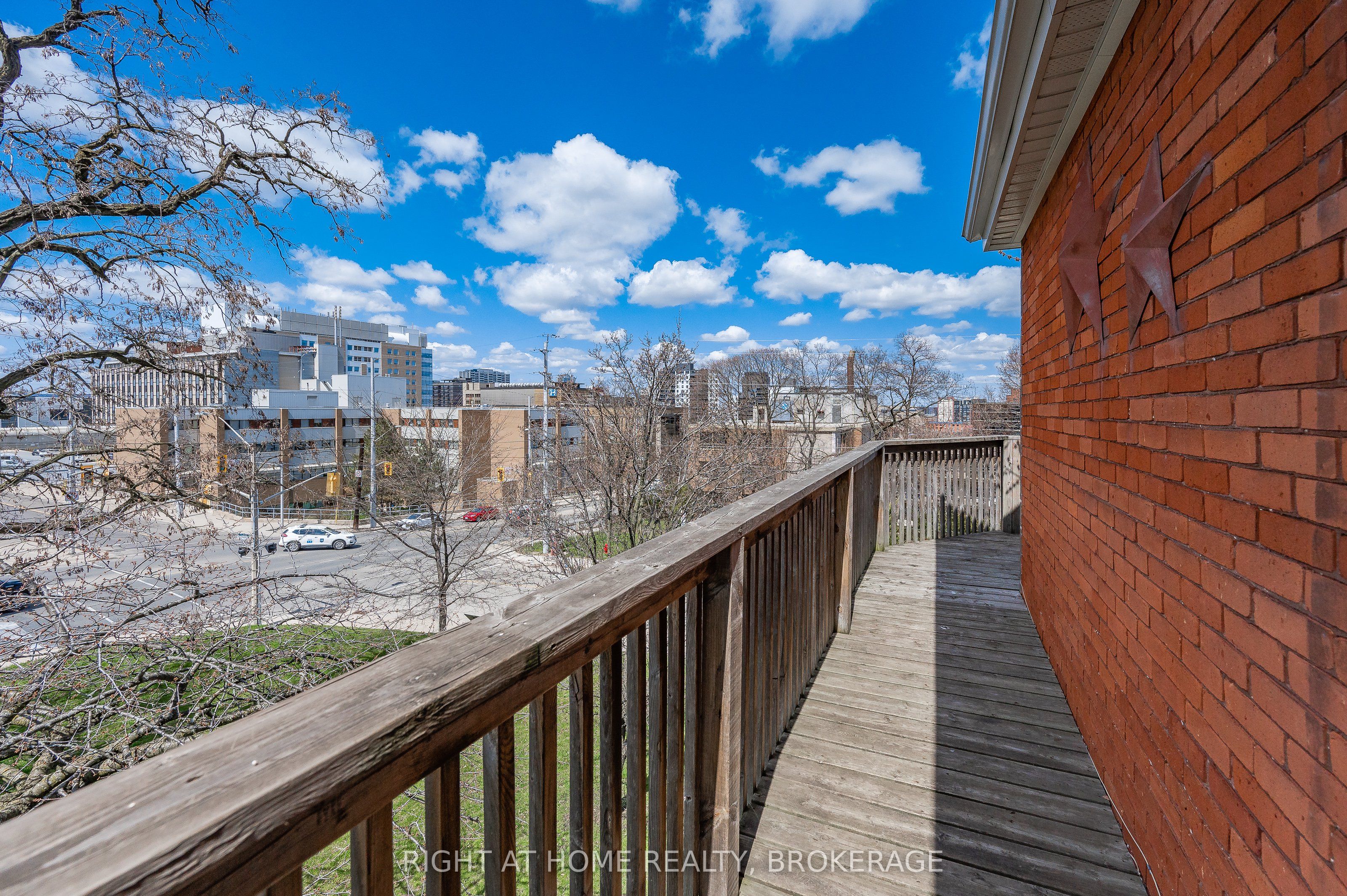 1 Arkledun Avenue