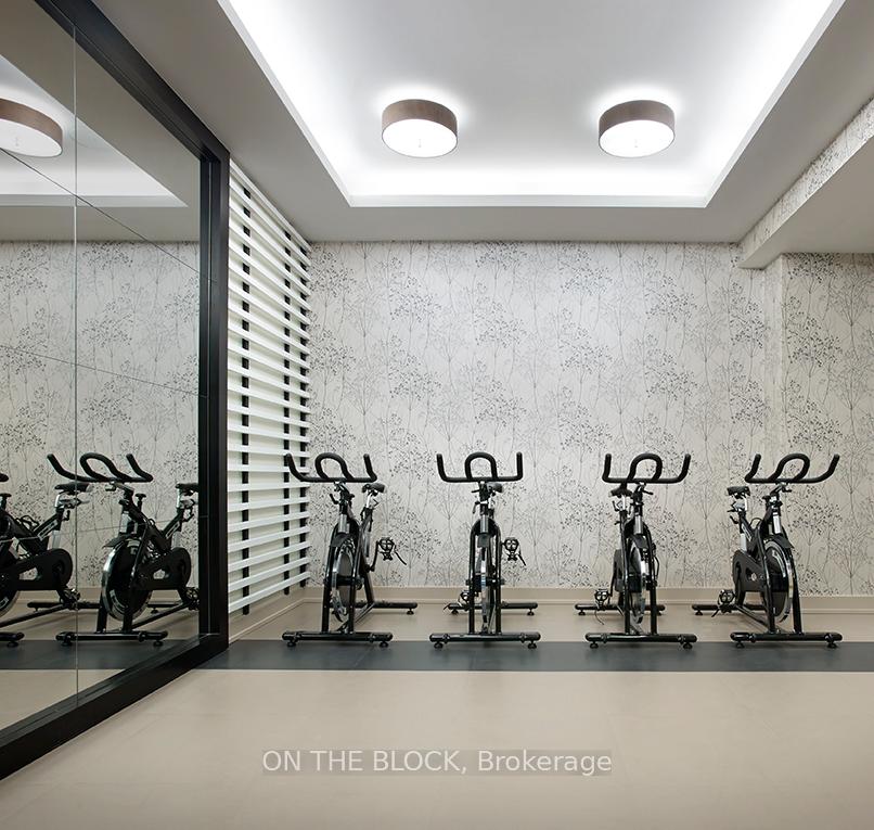 2 Bedrooms Condo at 1 Old Mill, Toronto For sale