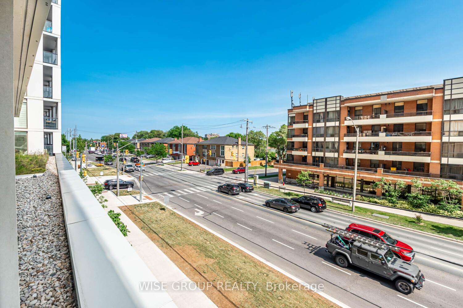 2 Bedrooms Condo at 500 Wilson, Toronto For sale