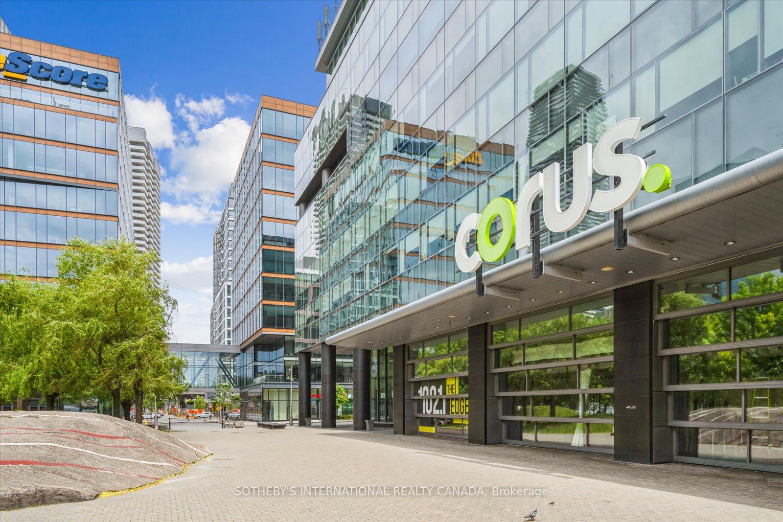 2 Bedrooms Condo at 15 Richardson, Toronto For sale