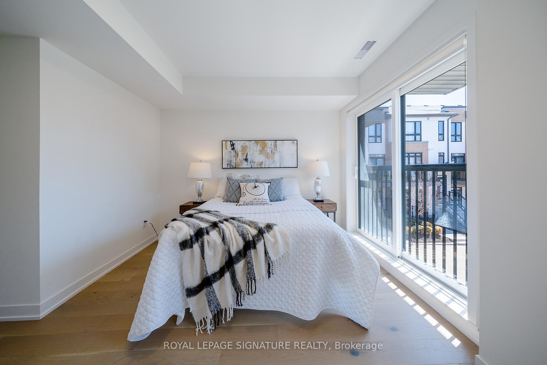 3 Bedrooms Condo at 110 Canon Jackson,  Toronto For sale