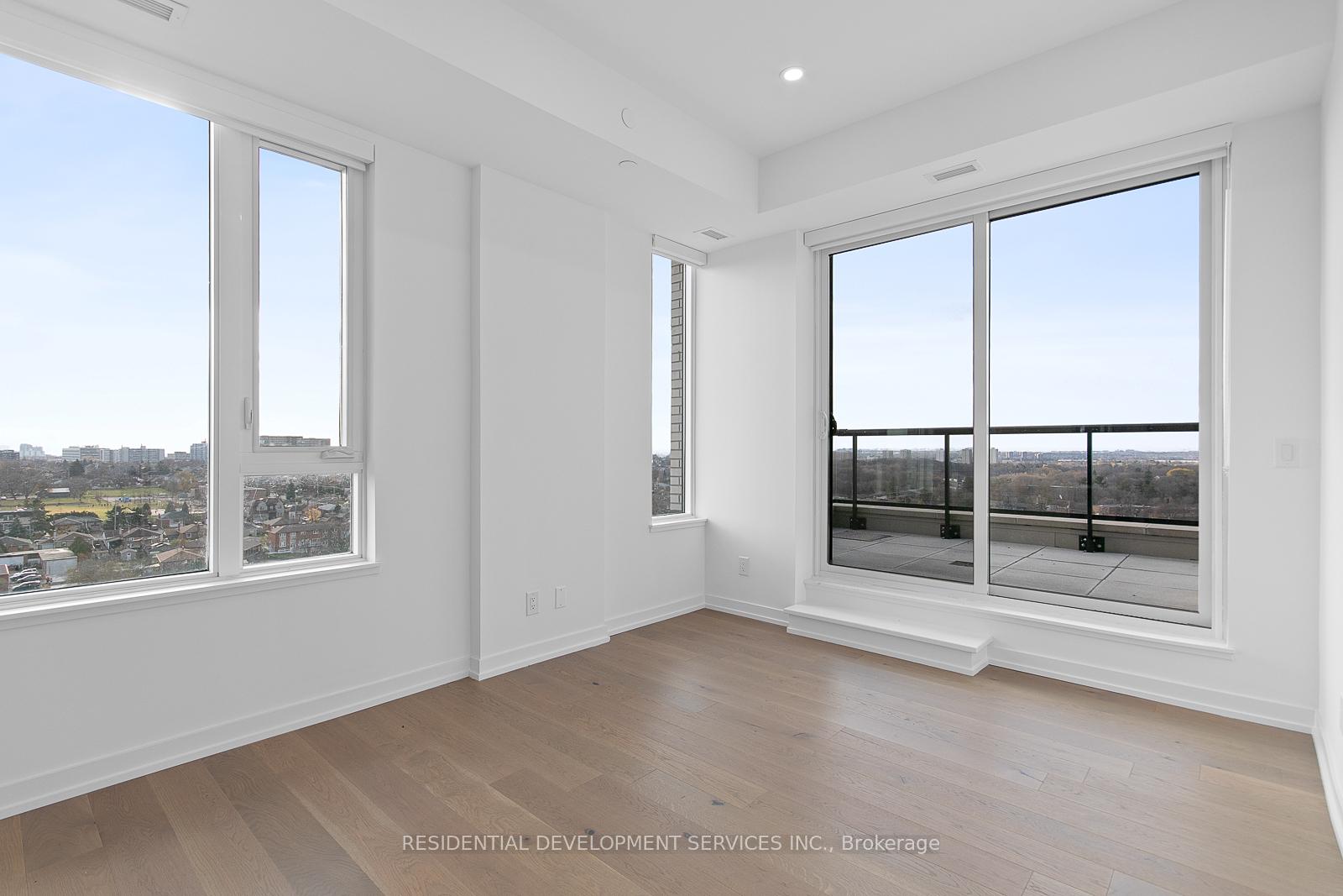 3 Bedrooms Condo at 3100 Keele,  Toronto For sale
