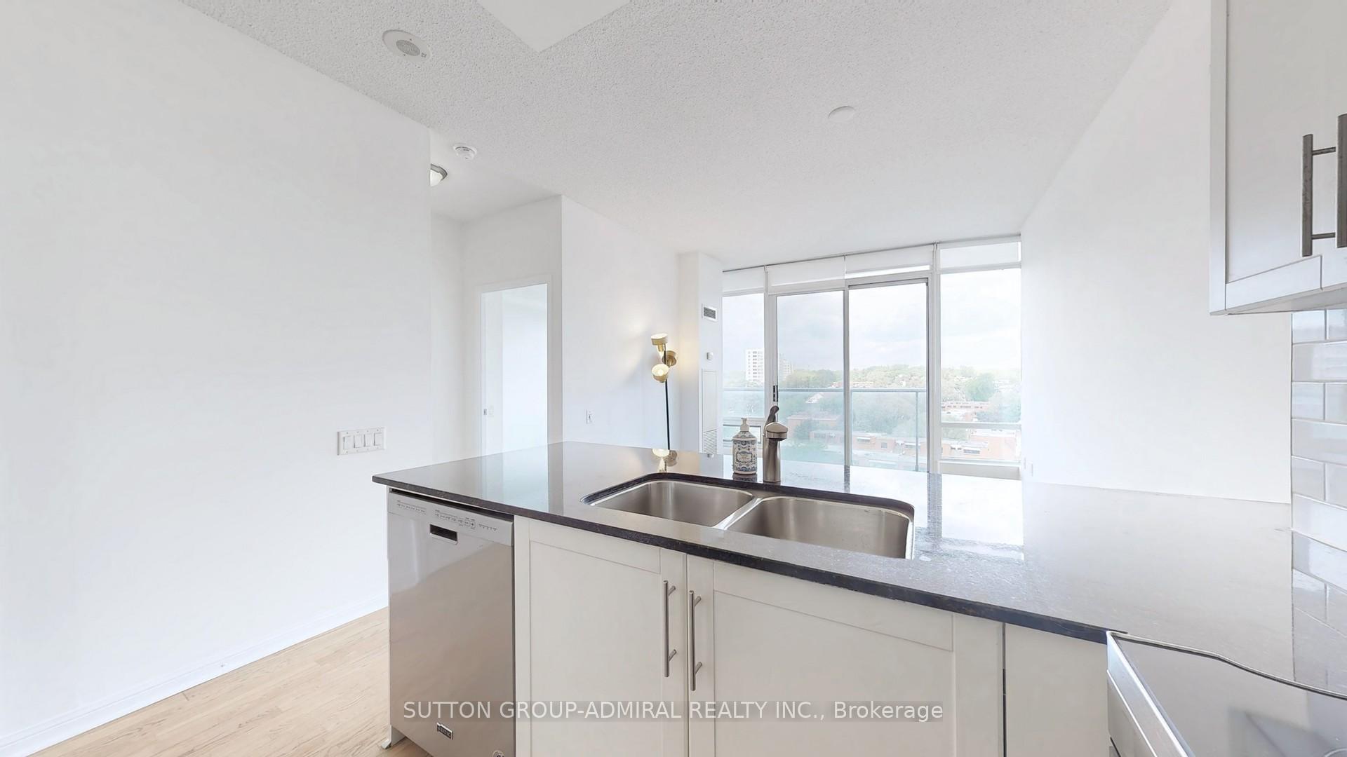 1 Bedroom Condo at 15 Windermere, Toronto For sale