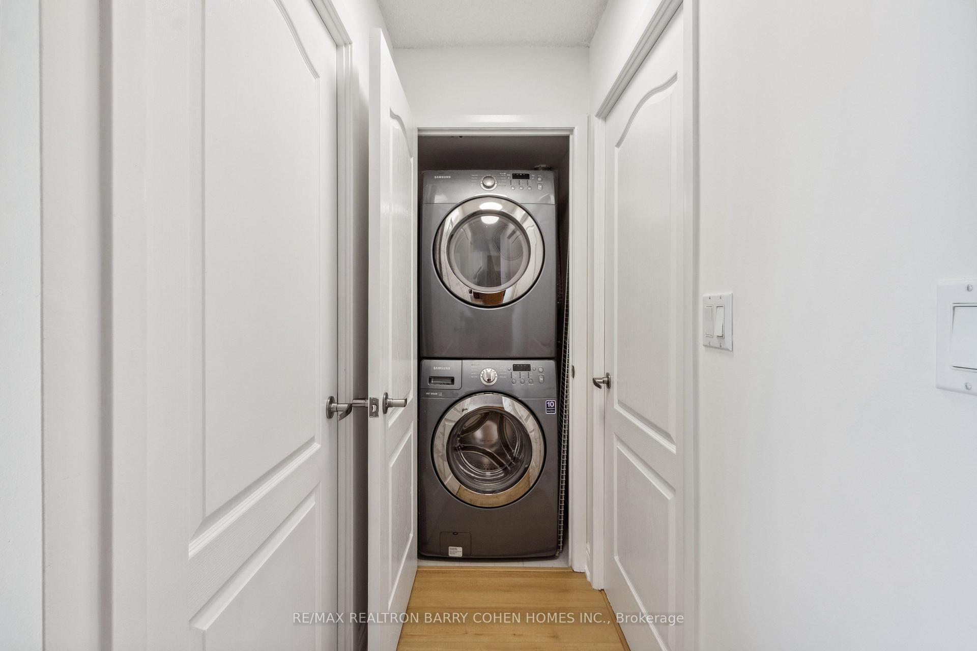 1 Bedroom Condo at 210 Victoria, Toronto For sale