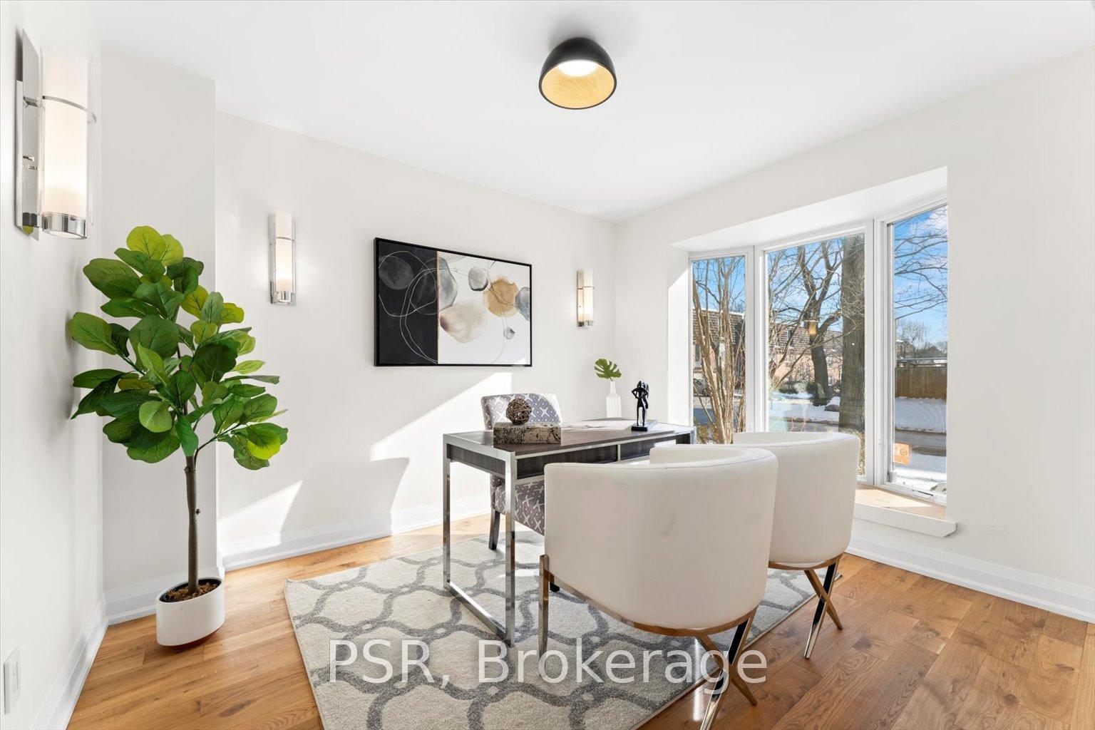 4 Bedrooms Condo at 42 Crimson Millway, Toronto For sale