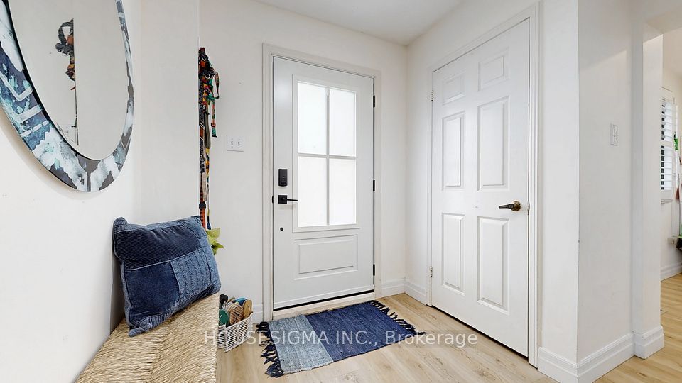 2722 Jerring Mews, Mississauga, ON L5L 2M8