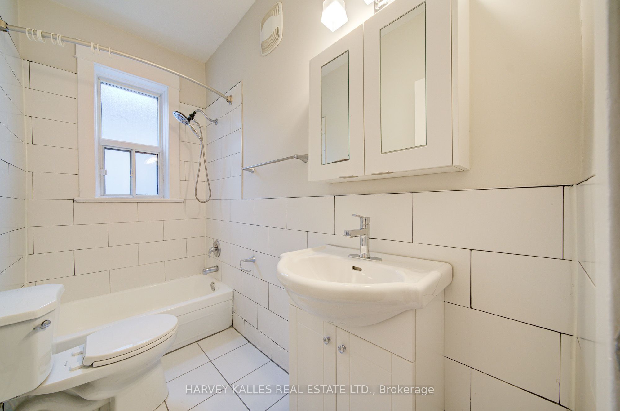 1074 St Clair Avenue W 2