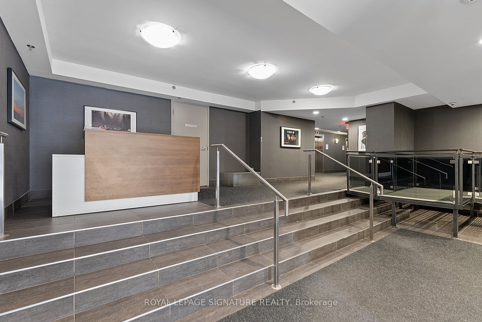 816 Lansdowne Avenue, #410